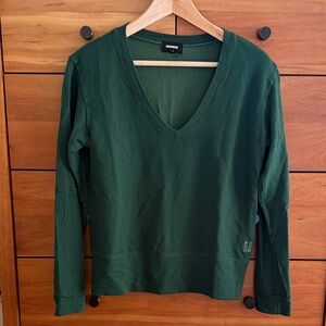 Monrow Forest Green V-Neck Pullover Sweater Size S